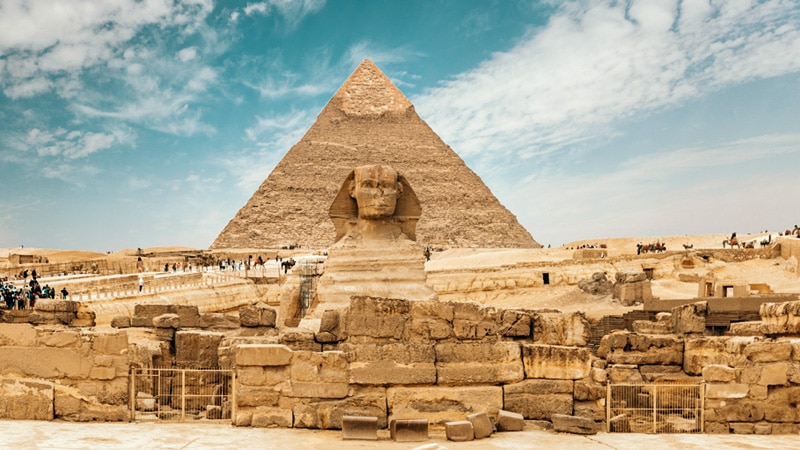 Discover the Pyramids of Giza: The mythical site of Ancient Egypt
