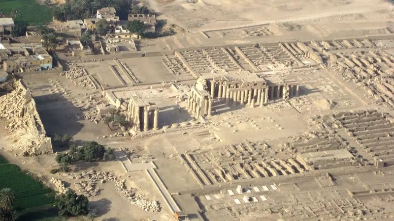 The Ramesseum 5 The construction of The Ramesseum in Luxor