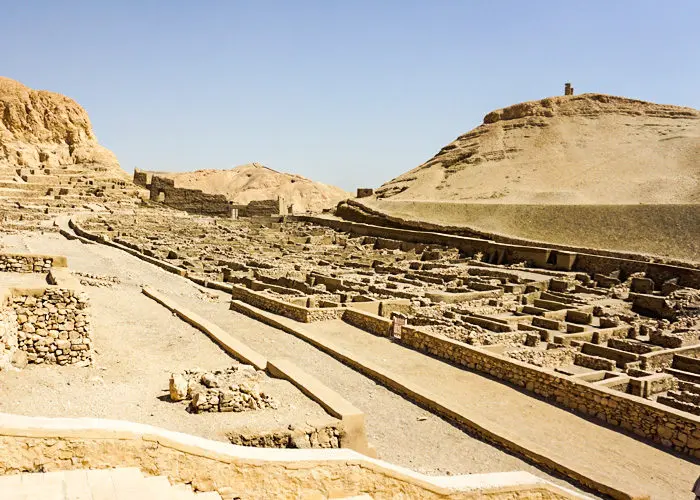 Tombs of The Nobles
