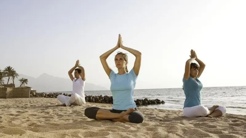 Dahab 8 Practice yoga and safari