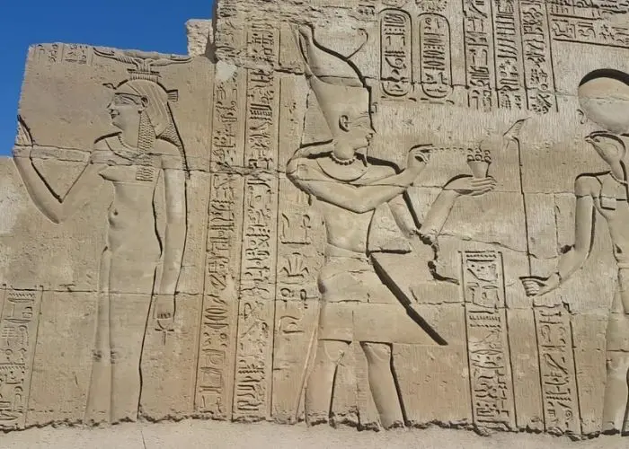 Temple of Kom Ombo 5 The bas-reliefs and decorations of the temple of Kom Ombo