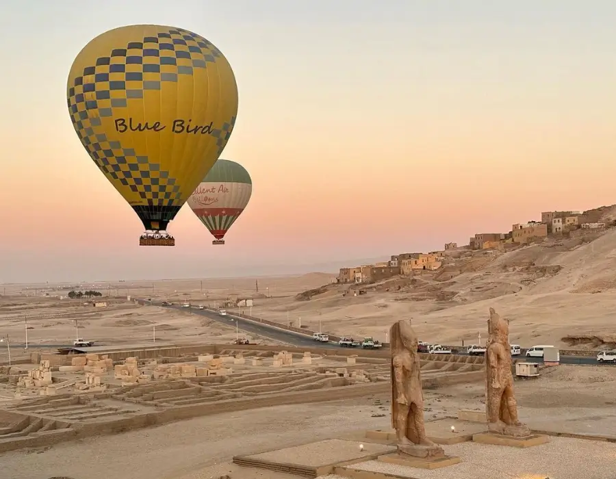 Your Ultimate Guide to Hot Air Balloon Luxor In 2025 6 balloon over the pharaonic statues