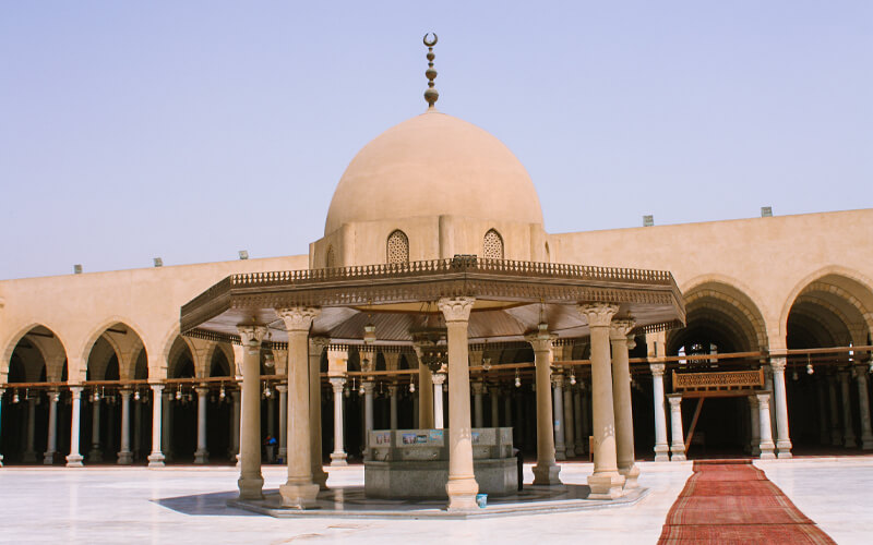 Visiting Mosques in Egypt: A Complete Traveler's Guide to Cairo's Most Beautiful Mosques 4 Mosques in Egypt