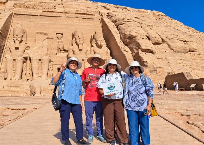 a-group-of-travelers-with-egypt-time-travel-in-front-of-the-abu-simbel-temple Famous Landmarks in Egypt